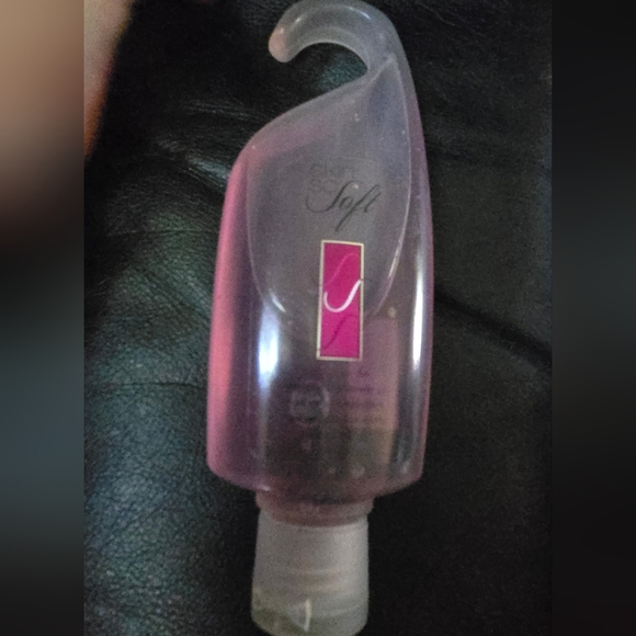 Avon Skin So Soft Body 4 Piece Collection Full Size 11.8floz - Picture 3 of 7